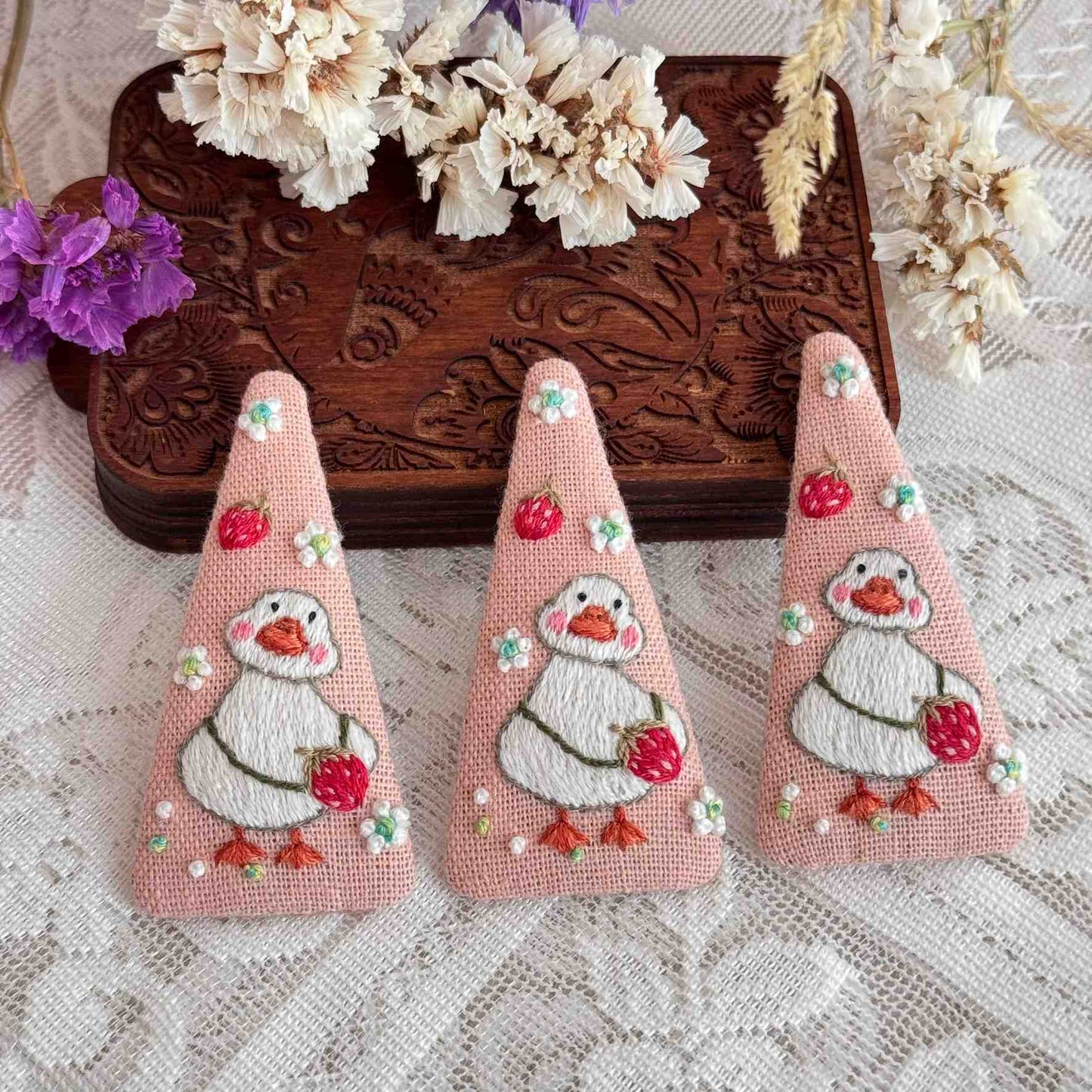 Duckling & Strawberries Hairpin