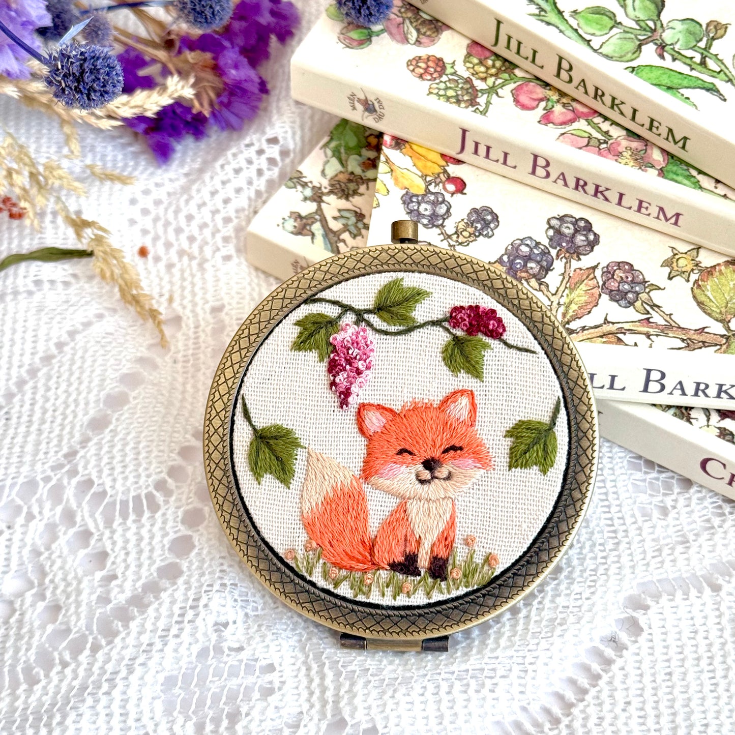 Fox & Grape Cluster
