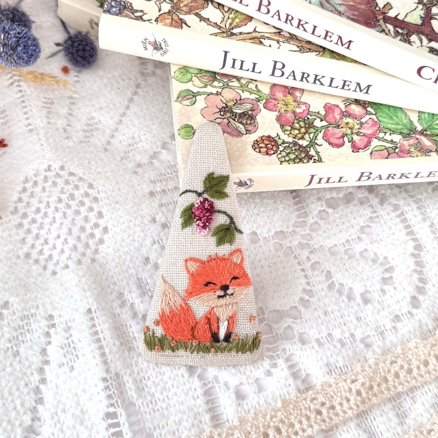 Fox & Grape Cluster