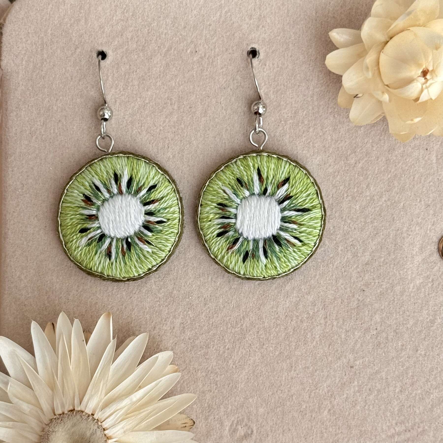 Kiwi earrings