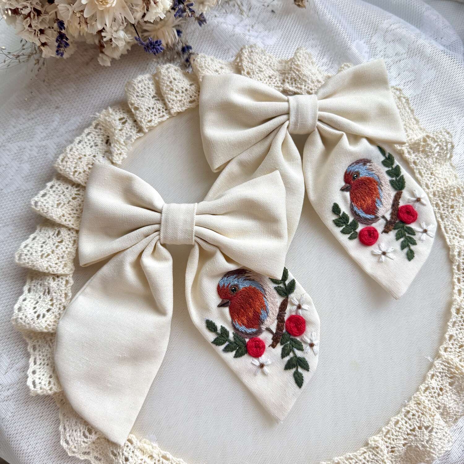 Finch on flower branch hairbow