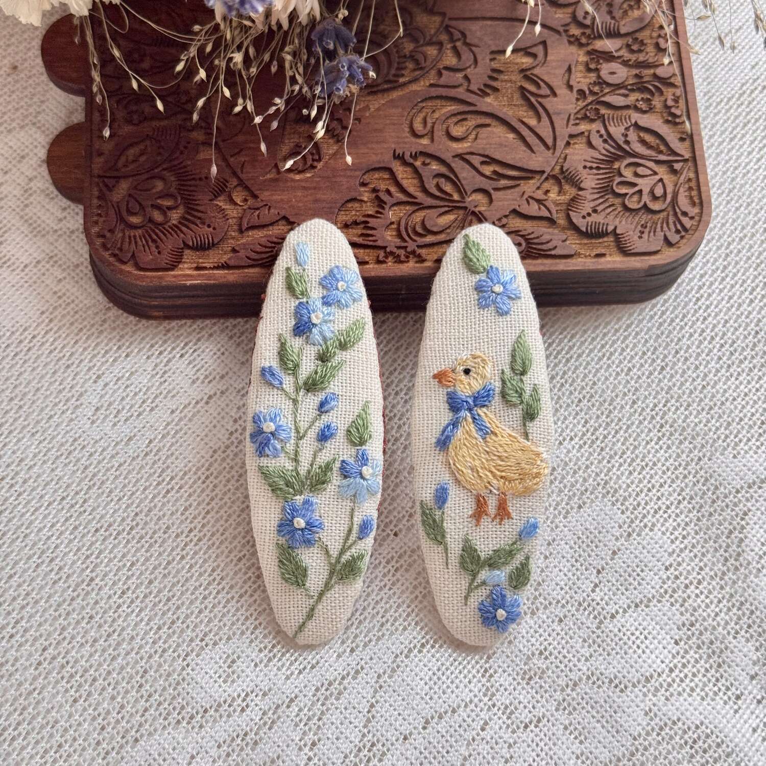 Forget-me-not and duck hairpins