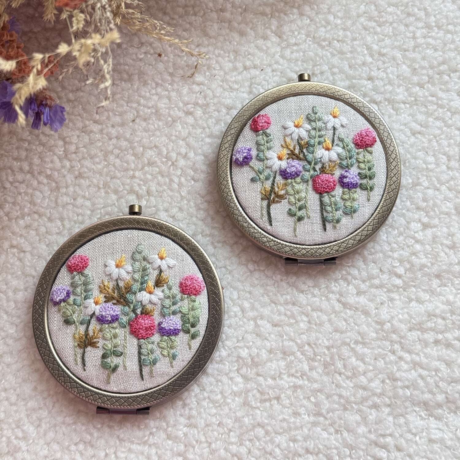 Kesäkukka taskupeili