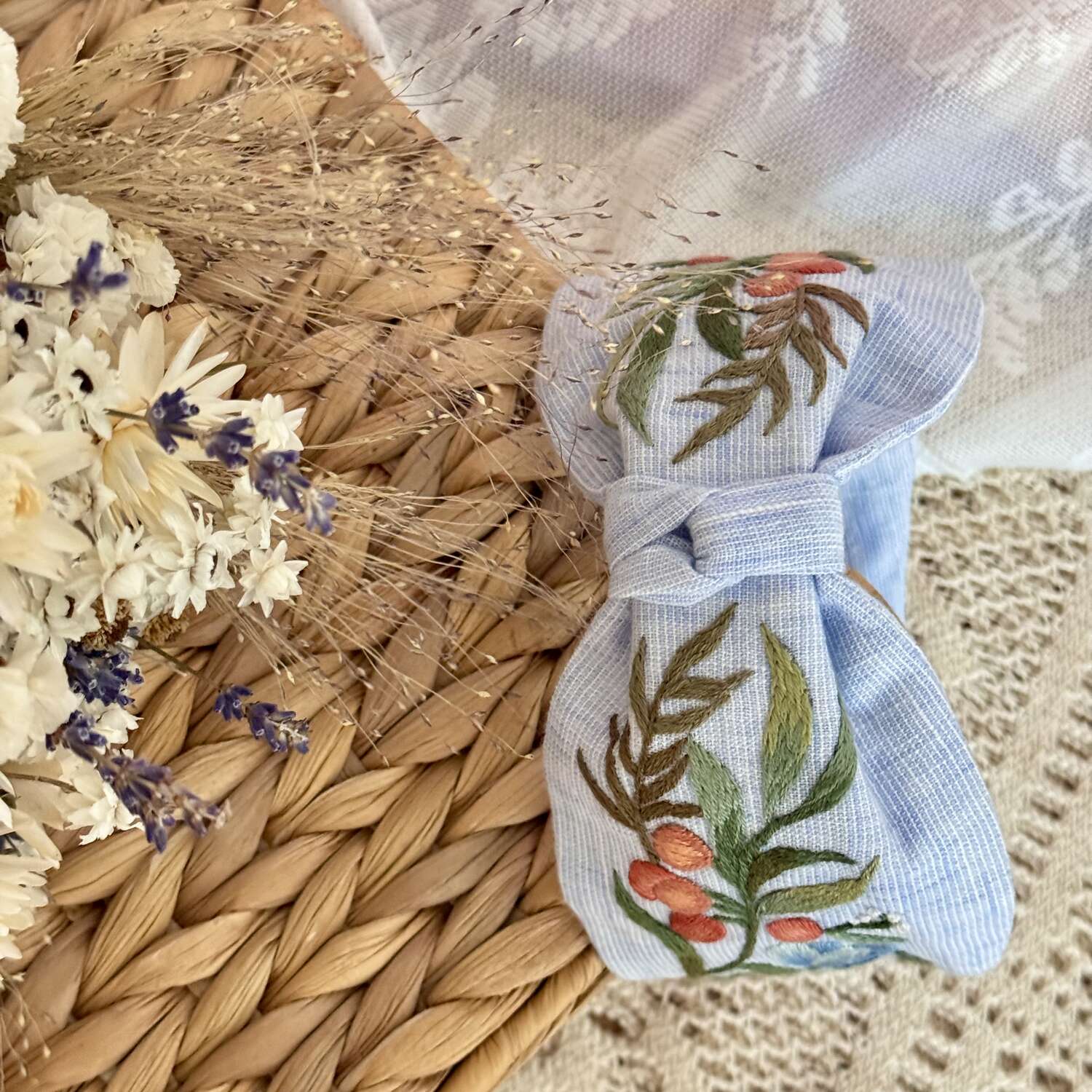 Sinisievikki turbaanipanta