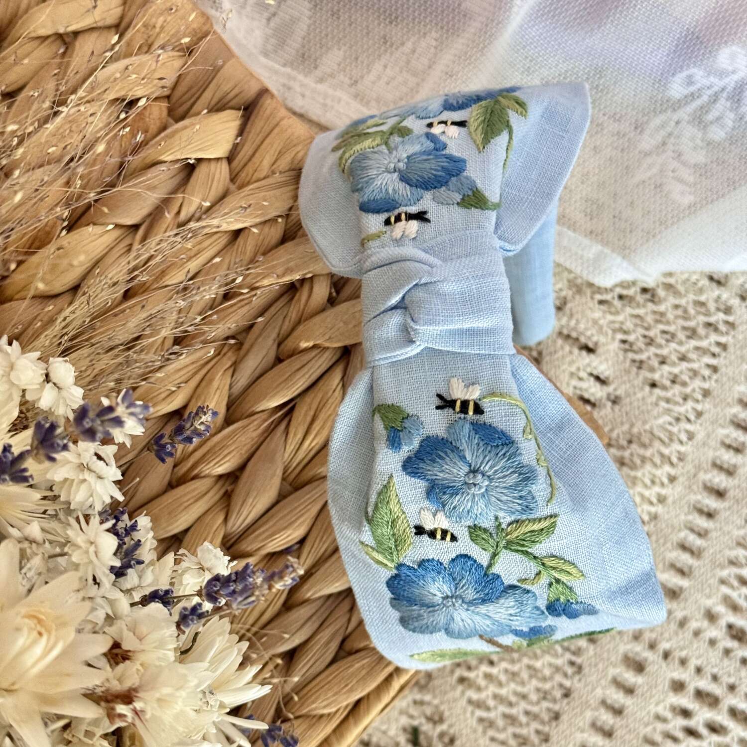 Sininen orvokki turbaanipanta