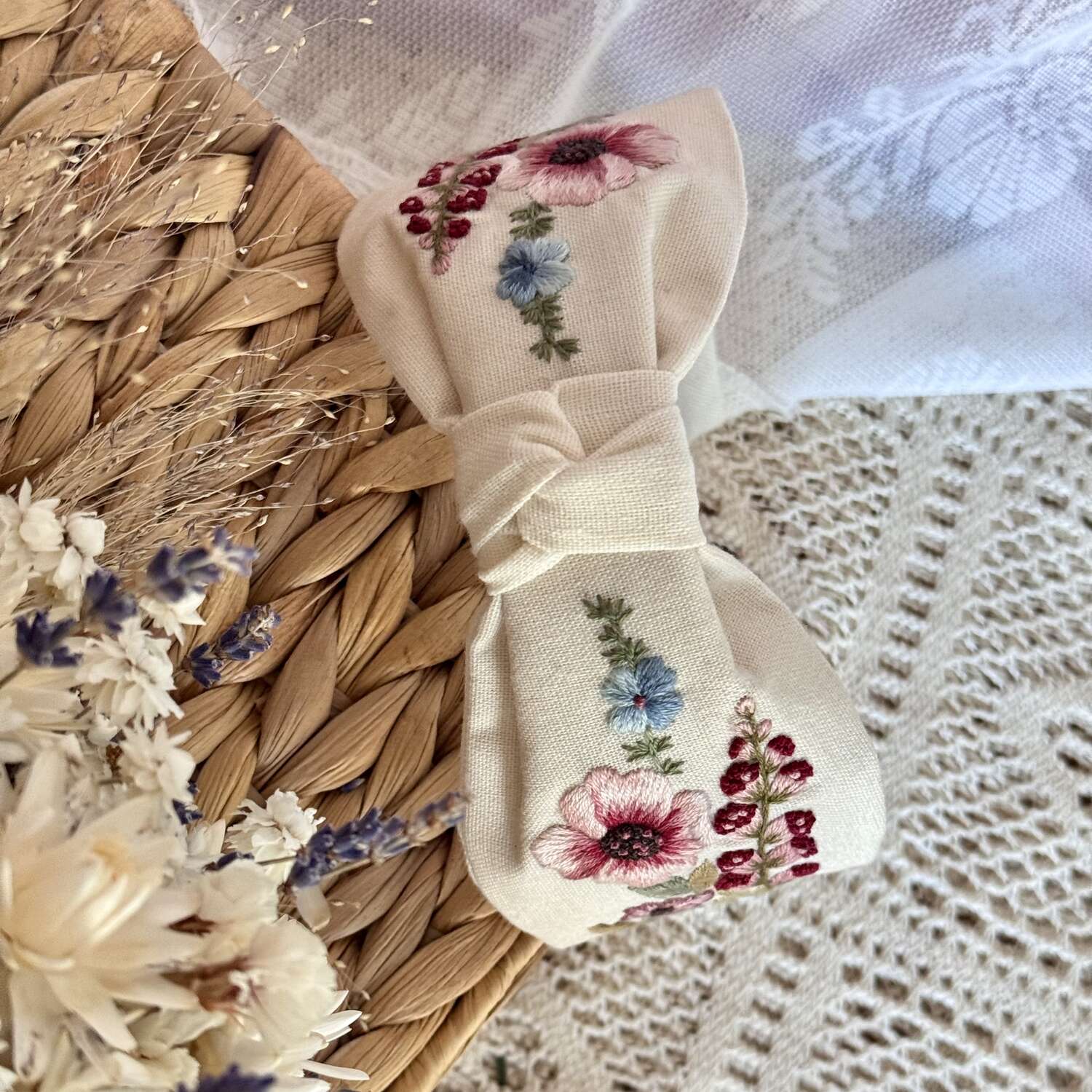 Sormustinkukka turbaanipanta