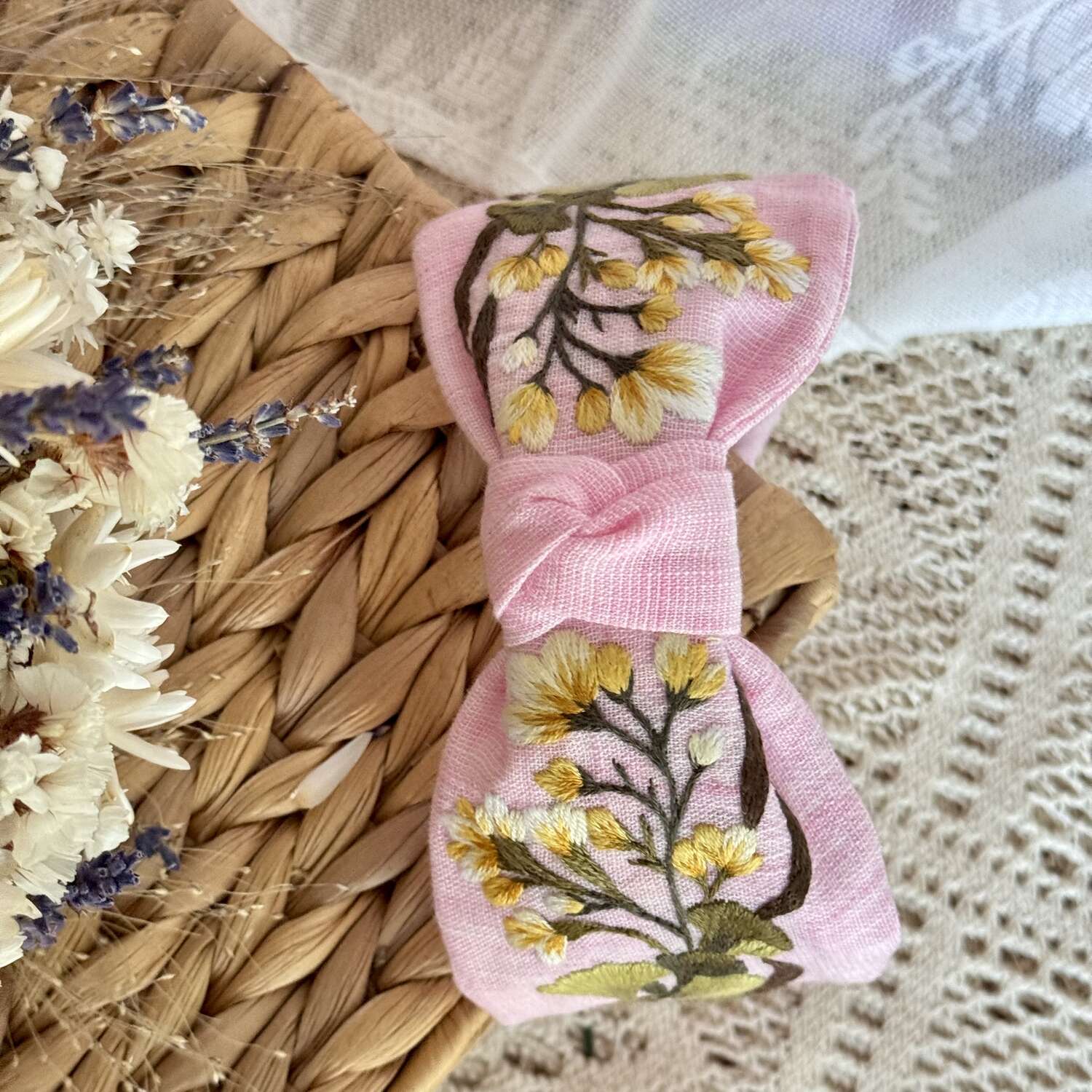 Kevätesikko ja ginkgo turbaanipanta