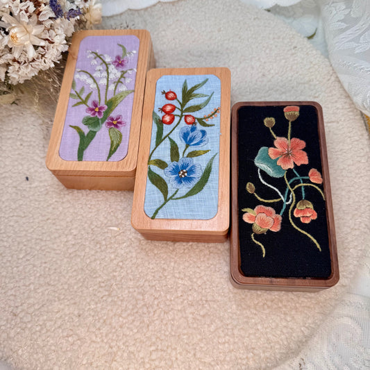 Jewelry box