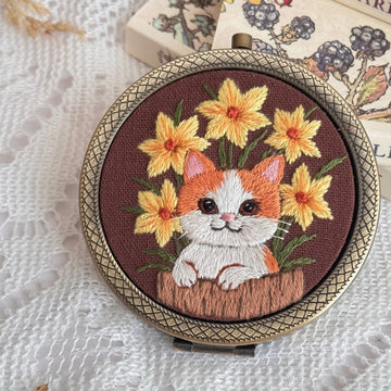 Kitten