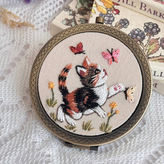Kitten