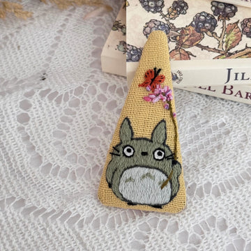 Totoro and Flower