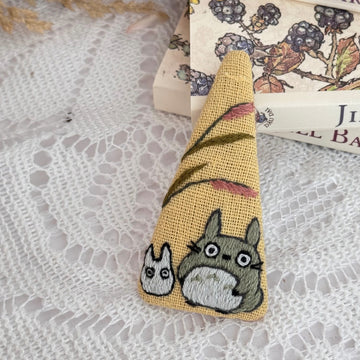 Totoro and Flower