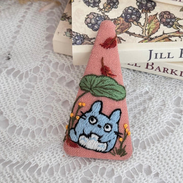 Totoro and Leaves