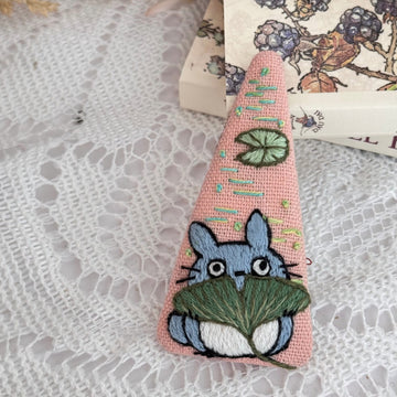 Totoro and Leaves