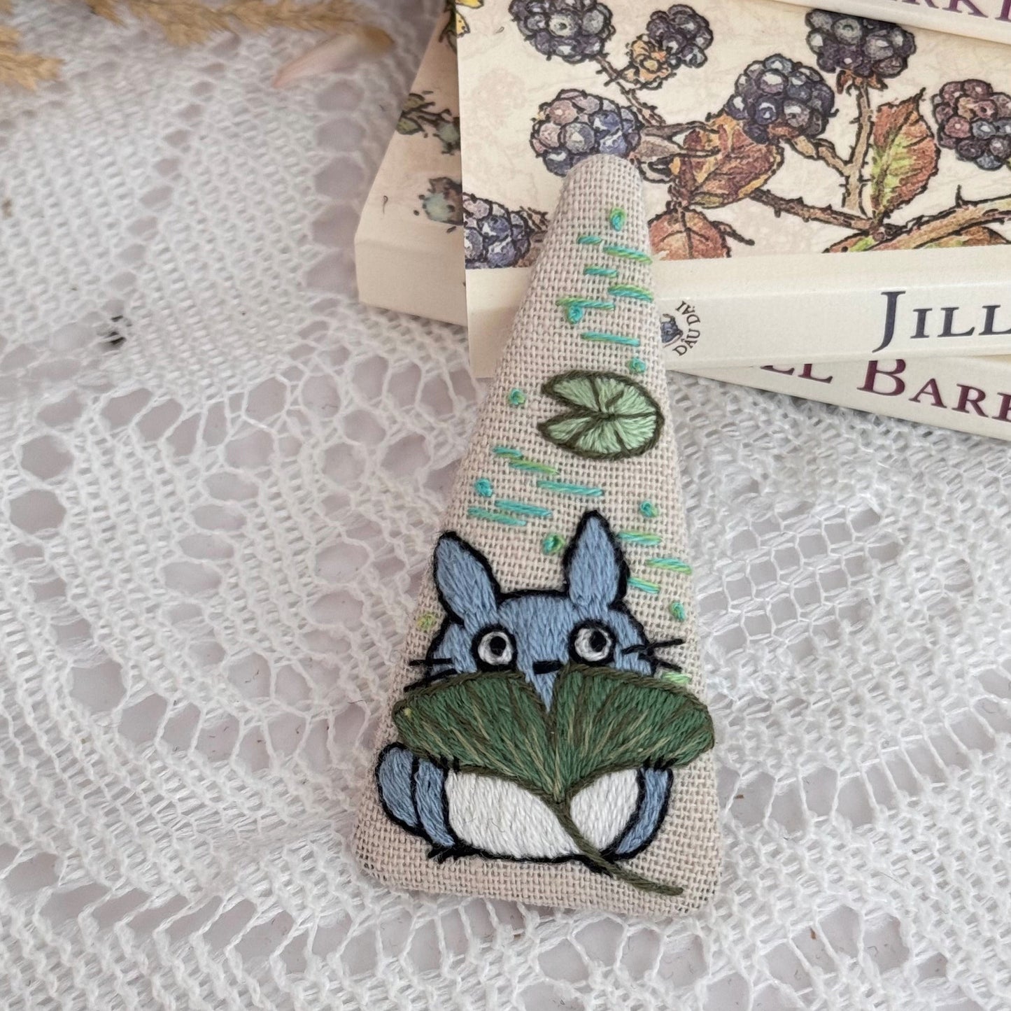 Totoro ja Lehdet