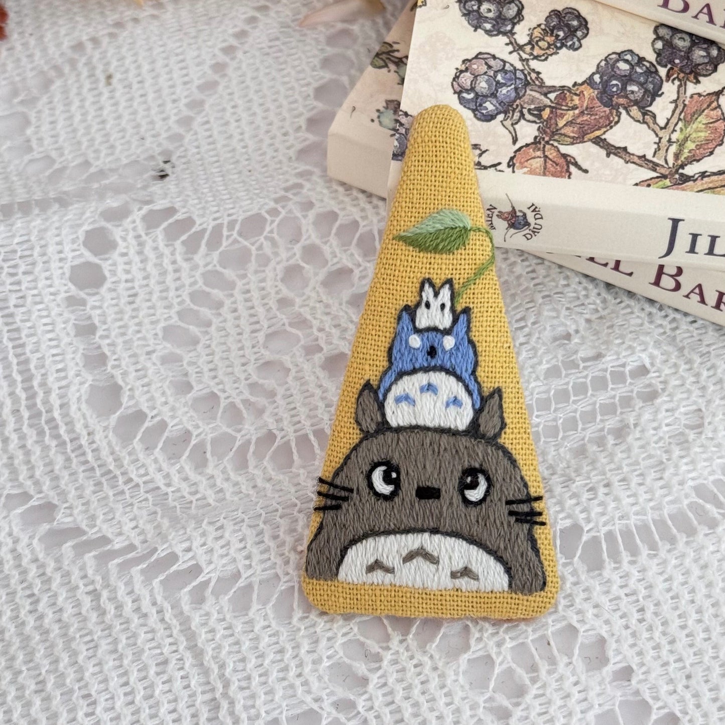 Totoro ja Lehdet