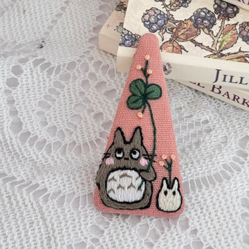 Totoro and Leaves
