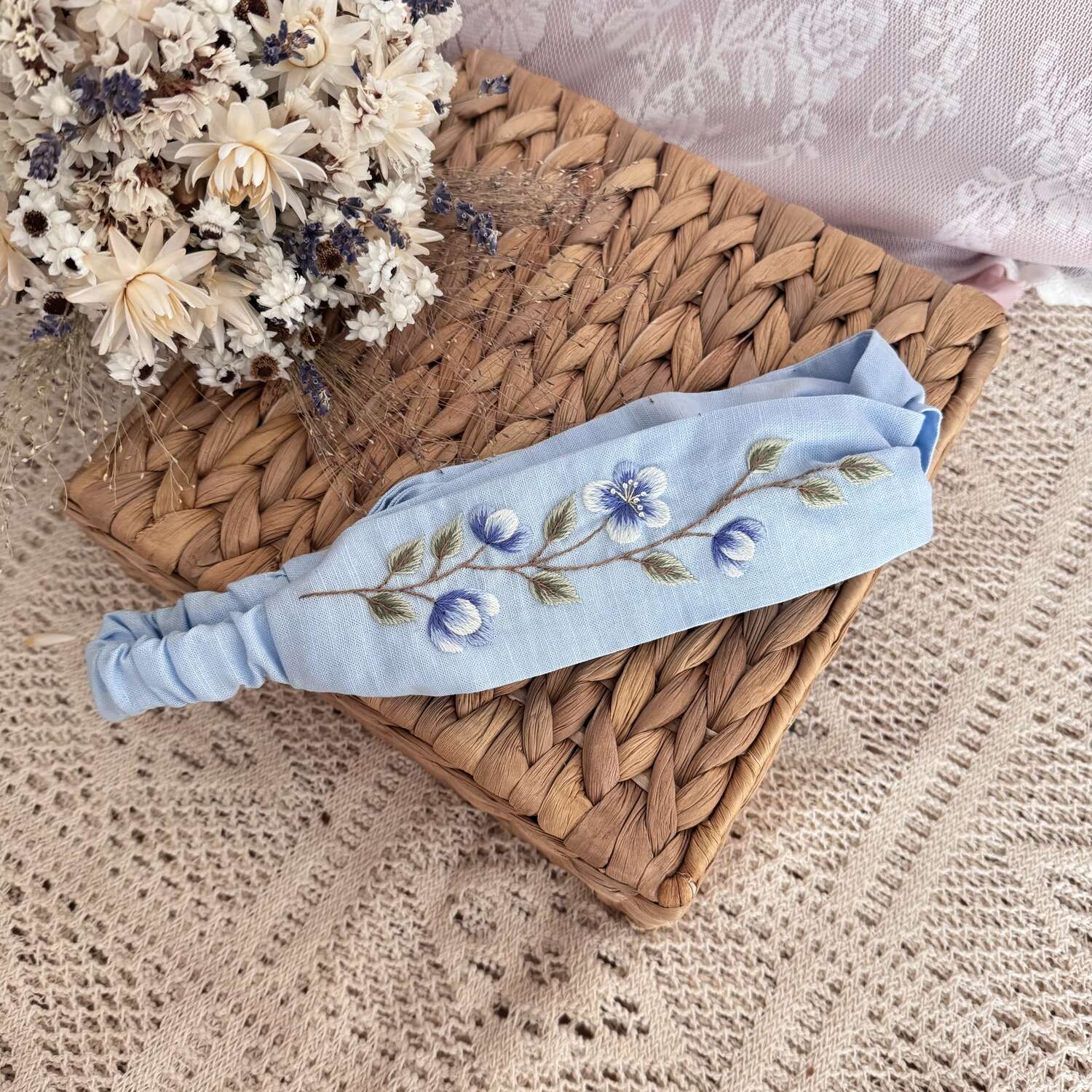 Käsin kirjottu joustava hiuspanta, kukkakuvioinen kangas