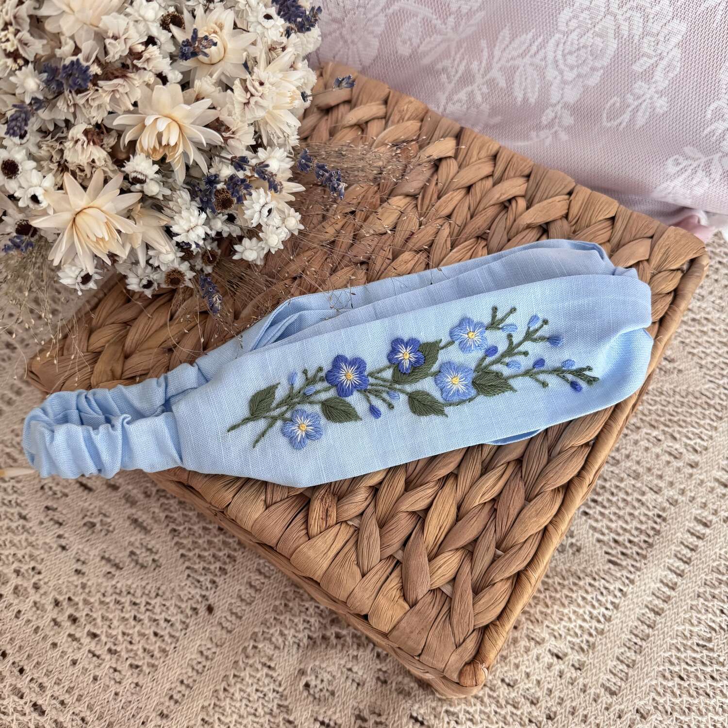 Käsin kirjottu joustava hiuspanta, lemmikki-aiheinen kuvio kankaalla