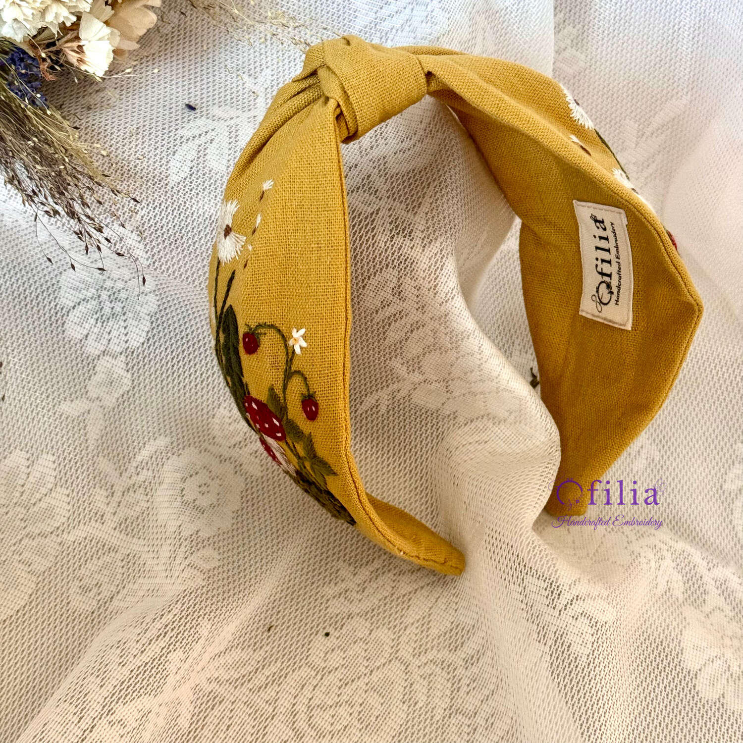 Käsinkirjailtu Sieni ja voikukka turbaanipanta – Ofilia Handmade