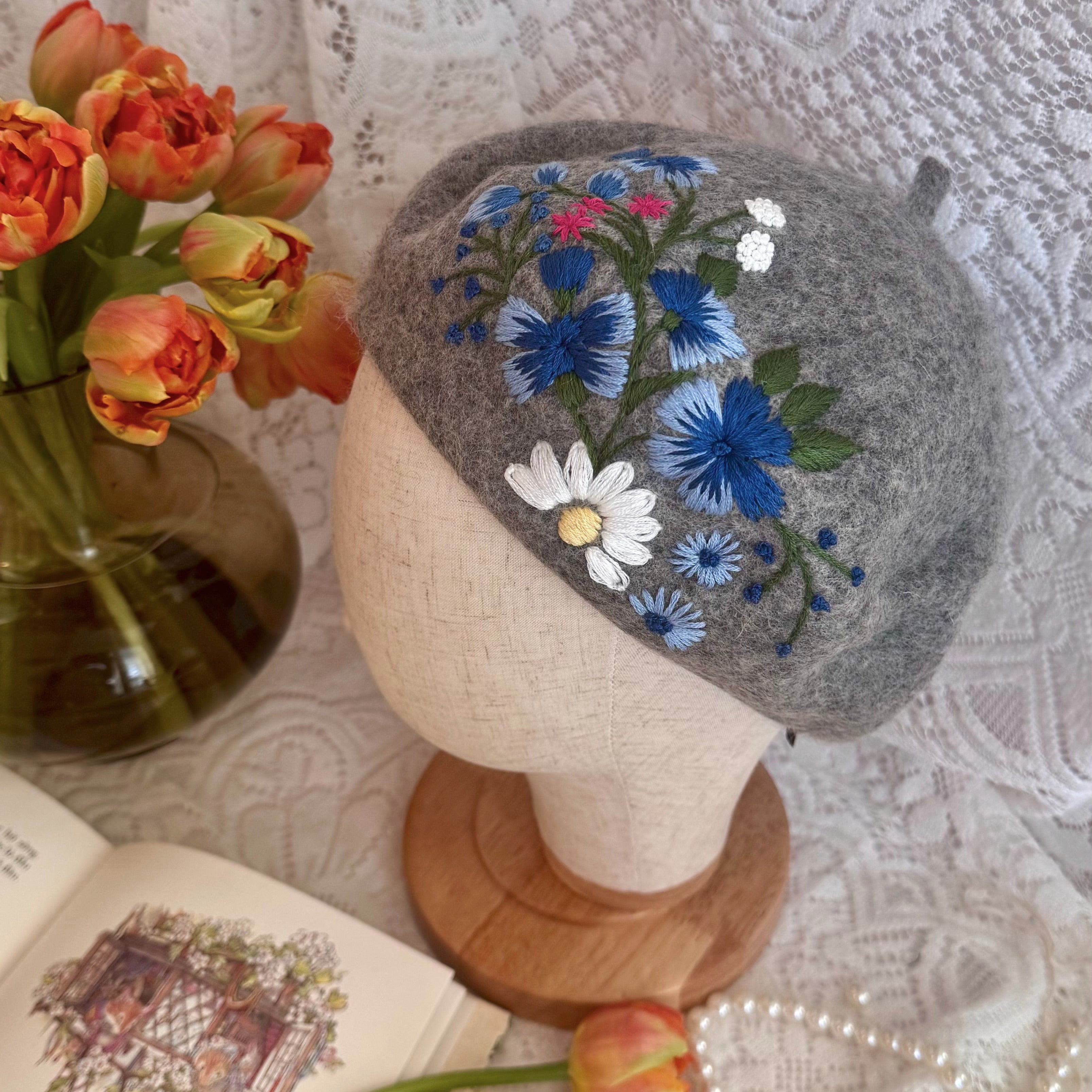 Sininen Viola-orvokki baretti