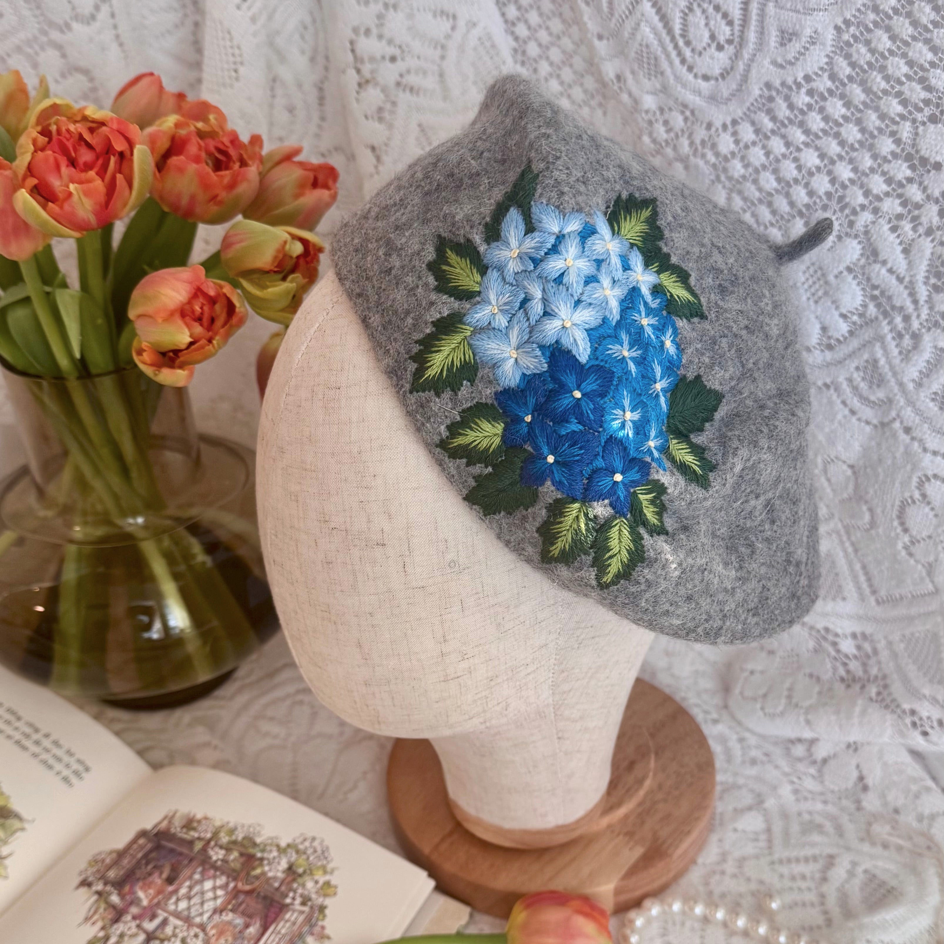 Harmaa Sininen hortensia baretti