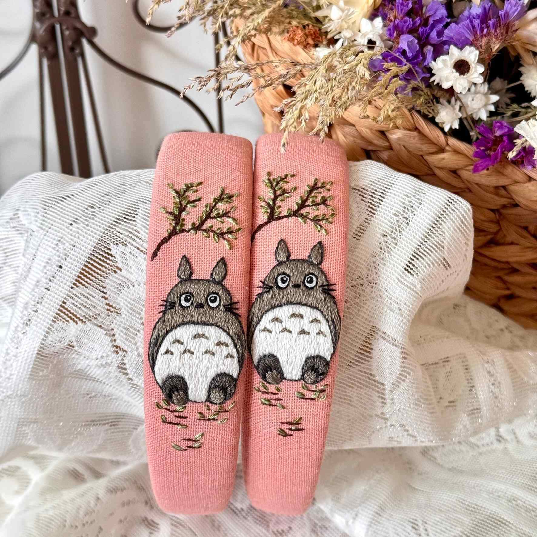 Totoro Puun Oksan Alla Hiuspanta