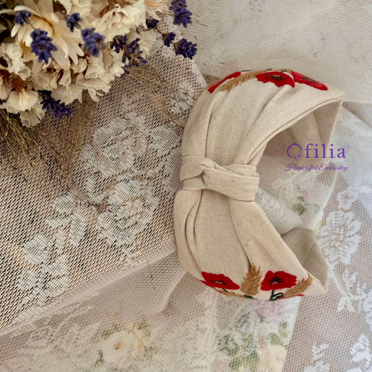 Käsinkirjailtu Unikko ja ohra turbaanipanta – Ofilia Handmade