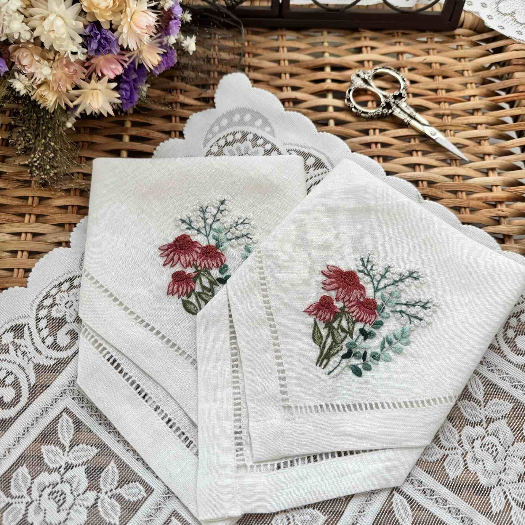 Vintage Punahattu Nenäliina