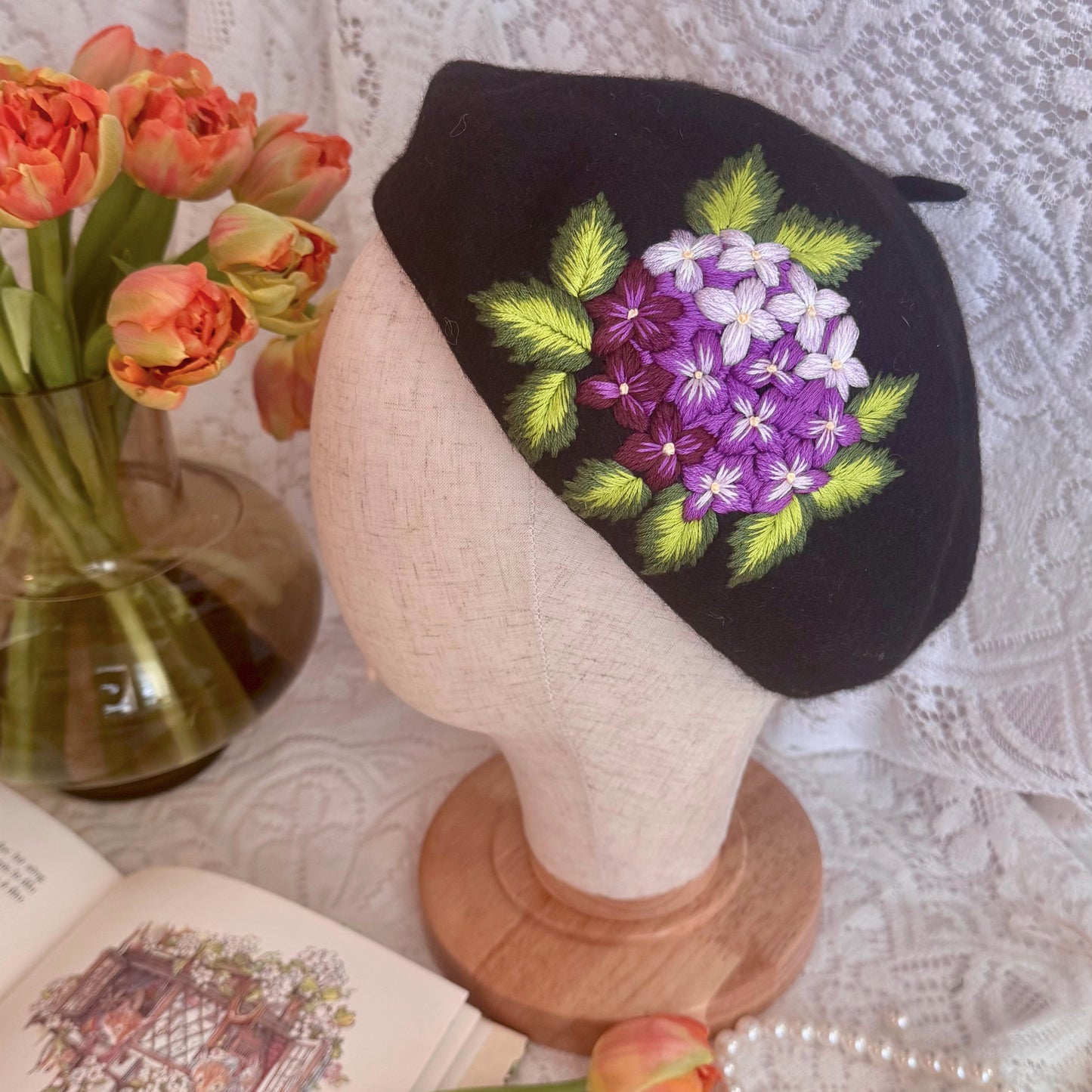 Violetti hortensia baretti