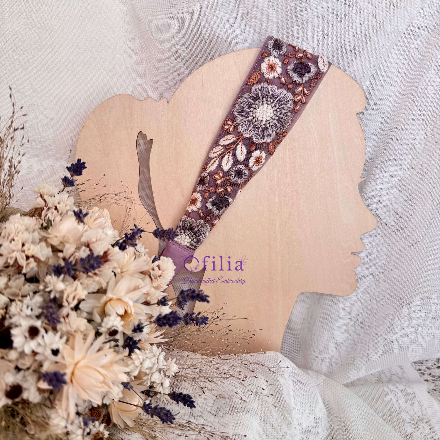 Violetti pitsipanta - Ofilia Handmade